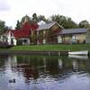 Crosskeys Riverside House